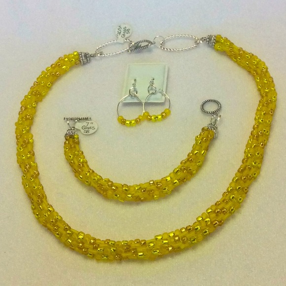FINAL SALE PRICE Sparkling Matte, Shiny Yellow 3 Piece Jewelry Set - Picture 1 of 5